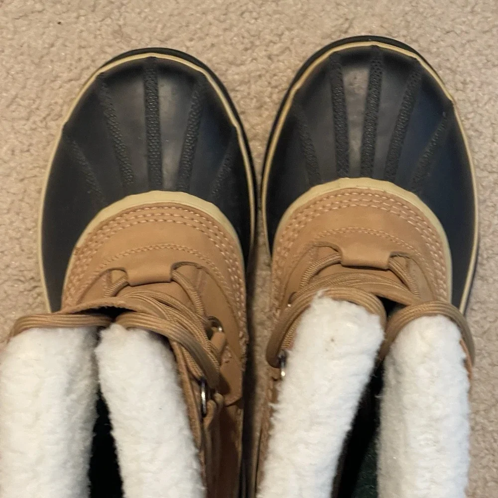 Men's SOREL Caribou Waterproof Insulated Winter Boots,‎ 1002871 /Buff   Size 8